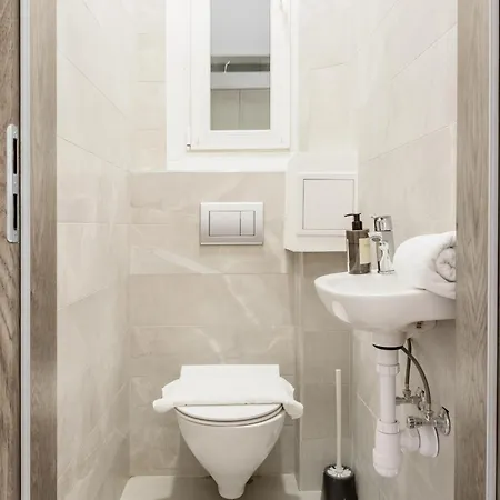 Appartement Artsy 3 Bed Flat W Bathtub Jewish Quarter
